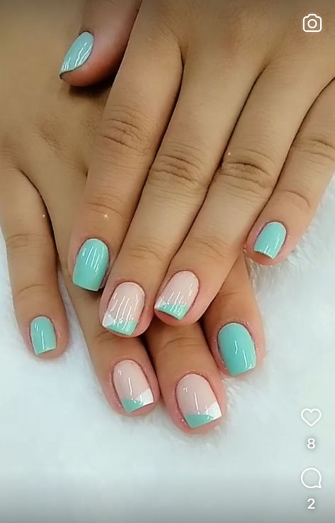 Turquoise Nails French Tip, Spring Summer Nails 2023, Short Turquoise Nails, Menta Nails, Turquoise Nail Ideas, Summer Nails At Home, Nail Art Turquoise, Nail Ideas For Spring, Turquoise Nail Designs