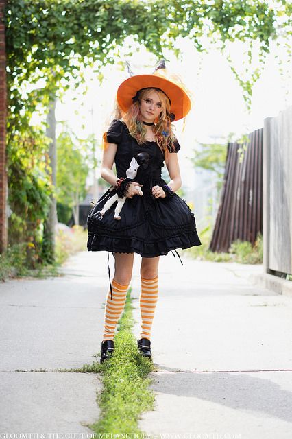 Goth Outfit Inspiration, Candy Witch, Witch Board, Fashion Photography Art, Alternative Model, Goth Outfit, Striped Stockings, Halloween Photography, Halloween Makeup Inspiration