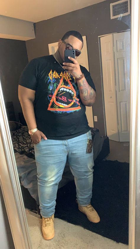 Big Men Fashion Plus Size Casual, Plus Size Black Men Fashion, Chubby Black Man, Big Boy Outfits Guys, Big Boy Fashion Men, Big Men Outfits, Thick Black Men, Chubby Guy Outfits, Plus Size Black Men