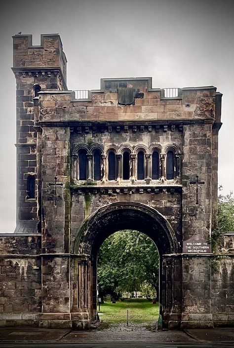 Glasgow Scotland Aesthetic, University Planning, Gorbals Glasgow, Glasgow Architecture, Glasgow Necropolis, University Plan, Cemetery Gates, Scotland Aesthetic, Portfolio Ideas