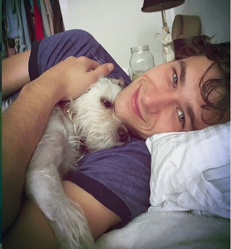 Brandon Flynn 13 Reasons Why, 13 Reasons Why Netflix, Brandon Flynn, Justin Foley, National Dog Day, Thirteen Reasons Why, Dog Day, Man And Dog, Cute Celebrity Guys