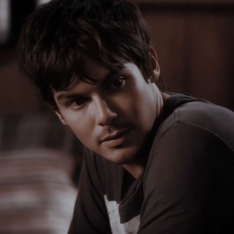 Caleb Pretty Little Liars, Caleb Rivers, Toby Cavanaugh, Mike Montgomery, Ezra Fitz, Emotional Movies, Tyler Blackburn, Spencer Hastings, Space Girl