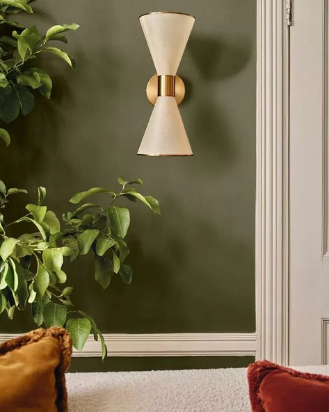 Olive Green Paint, Best Cabinet Paint, Olive Green Paints, Paint Trends, Trending Paint Colors, Traditional Paint, Colour Consultant, Space Painting, Green Paint Colors