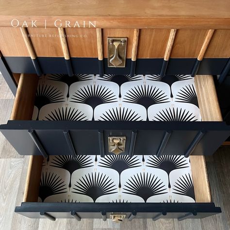 Dresser drawer organization