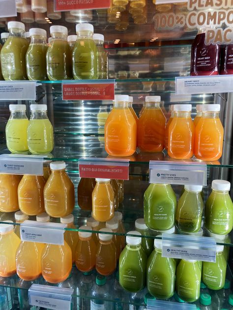 Smoothie Bar Aesthetic, Juice Shop Aesthetic, Juice Bar Packaging, Smoothie Shop Aesthetic, Fruit Juice Shop Design, Fruit Juice Shop Design Smoothie Bar, Lemonade Business, Fruit Store, Juice Shop