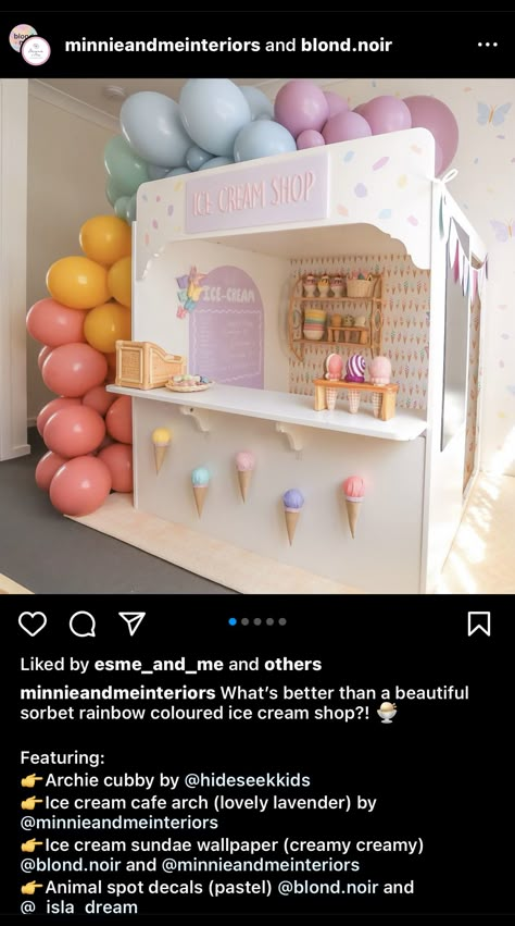 Ice Cream Shop Playhouse, Ice Cream Backdrop, Ice Cream Kids, Daycare Design, Kids Cafe, Booth Decor, Casa Halloween, Kids Area, Candyland Birthday