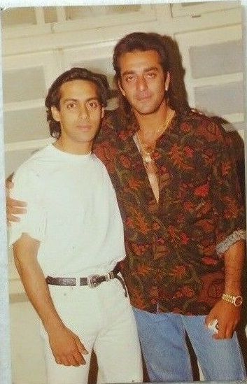 Salman Khan Sanjay Dutt, Sanjay Dutt And Salman Khan, Sanjay Dutt Attitude Pic, Salman Khan Wallpapers, Bollywood Retro, Meldi Ma Hd Photo, Allu Arjun Hairstyle, Salman Khan Photo, Old Film Stars