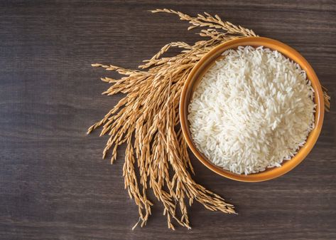 Carbs in Rice: Does Rice Have a Place in a Low-Carb Diet? Nuts Photography, Rice Product, Rice Photo, Rice Photography, Rice Plant, Rice Packaging, Benefits Of Organic Food, Rice Snacks, Rice Mill