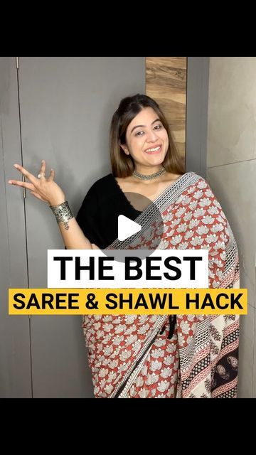 Shawl On Saree, Saree With Shawl, Saree Hacks, Chic Blouses, Saree Styles, Desi, Shawl, Saree, Turn Ons