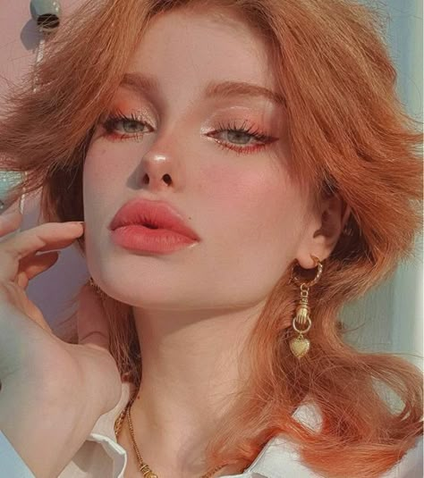 Face Makeup Aesthetic, Aesthetic Usa, Wolf Cut Hairstyle, Hair Wolf Cut, Back To School Makeup, American Makeup, Maquillage On Fleek, Redhead Makeup, Hairstyle Inspo