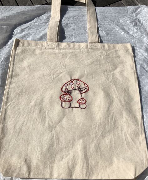 Tod Bag, Mushroom Tote Bag, Handpainted Tote Bags, Totes Ideas, Canvas Bag Design, Tods Bag, Diy Tote, Painted Tote, Embroidered Tote Bag