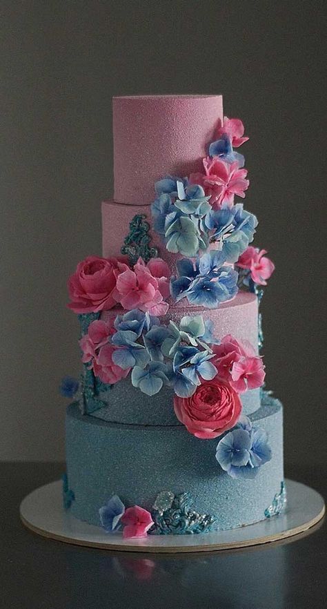 Pink And Blue Wedding Cake, Concrete Wedding Cake, Pretty Pastries, Spectacular Cakes, Pink And Blue Wedding, Blue Wedding Cake, Artist Cake, Wedding Cake Ombre, Pretty Wedding Cakes