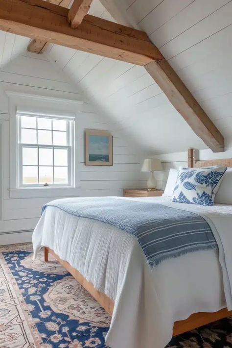 Cap Cod Style Homes Interior Design, Cape Cod Upstairs Bedroom, Upstairs Bedroom Ideas, Cap Cod Style Homes, Cape Cod Bedroom Ideas, New England Bedroom, Cape Cod Bedroom, Cape Cod Interior Design, Nautical Decor Bedroom