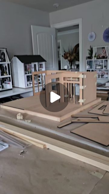 Rosa on Instagram: "Progess October 2024♥️ #miniatures #art #design #dollhouse #mini #miniaturedollhouse #moderndollhouse" 3 Story Dollhouse, Ikea Barbie House, Mini Town Model, Modern Dollhouse Furniture Diy Miniature Tutorials, Melissa And Doug Dollhouse Makeover, 1:12 Dollhouse, Barbie House Diy, Diy Dollhouse Miniatures, Dollhouse Furniture Plans