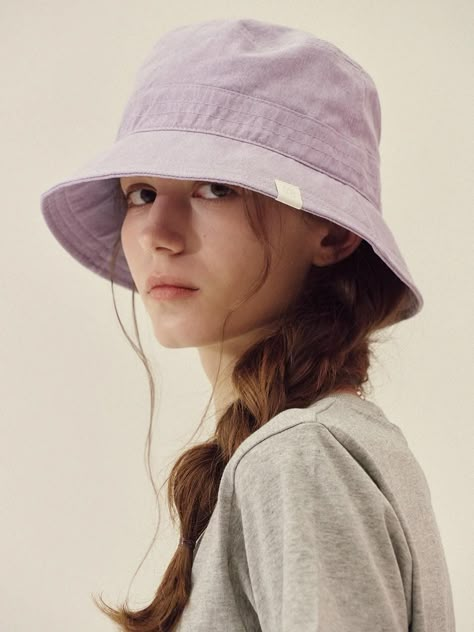 Marchen is a heritage mood fashion brand that not only stimulates the nostalgia of the older generation but also satisfies the new sensibilities of all generations by re-inventing the romantic design that the main characters in fairy tales would wear with a modern sensibility.- Minimal detail with vintage color- Lightweight and soft cotton used bucket hat- Great to block sunlight- Daily point item Square Reference, Modern Character Design, Brick Wallpaper Iphone, Person Pose, Hat Photography, Bucket Hat Fashion, Face Drawing Reference, Drawing Studies, Body Reference Poses