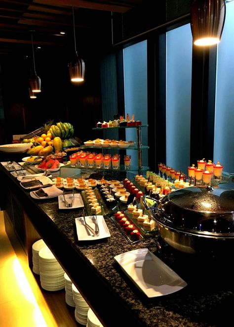 Buffet Astethic, Buffet Aesthetic, Eid Breakfast, Food Expo, Wedding Food Stations, Bangalore City, Hotel Breakfast, Buffet Restaurant, Luxury Food