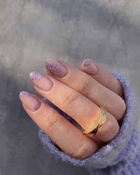 The Most Stylish Wedding Nail Ideas - Modern Wedding Nail Tip Ideas, Shades Of Pink Wedding, Pink Wedding Palette, Pretty Pink Nails, Beautiful Nails Design, Wedding Nail Ideas, Bridal Manicure, Gold Nail Designs, May Nails