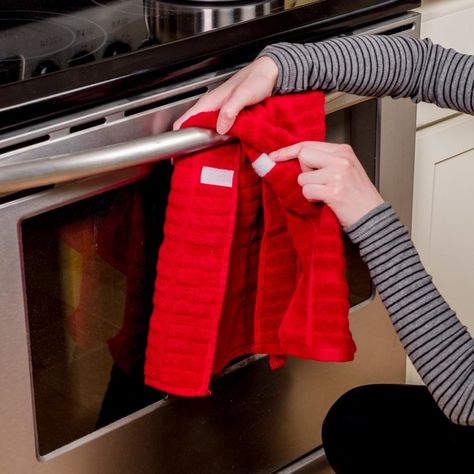 Secure Your Kitchen Towels How To Hang Kitchen Towels On Stove, How To Keep Kitchen Towels From Falling, Fold Kitchen Towels, Bread Tabs, Kitchen Towels Hanging, Easy Life, Car Wax, How To Fold, Simple Life Hacks