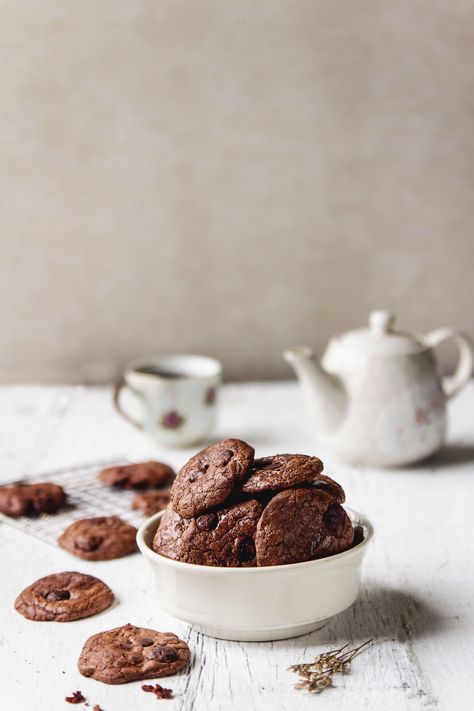 Product Photography for Truffles by K Cake Product Photography Ideas, Cookie Product Shoot, Biscuit Product Photography, Baking Product Photography, Dessert Product Photography, Pastry Product Photography, Cookie Photoshoot Ideas, Product Photography Chocolate, Cookies Product Photography