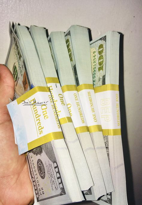 Accomplishing Goals, Dollar Note, Love Birthday Quotes, Online Writing Jobs, Fake Money, Money Stacks, Wealthy Affiliate, Gold Money, Money Pictures