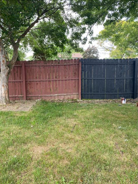 Black Fence Backyard, Paint Fence Ideas Backyards, Black Wood Fence, Ikea Alex Desk Hack, Easy Diy Landscaping, Staining Wood Fence, Fence Paint Colours, Landscaping Hacks, Ikea Alex Desk