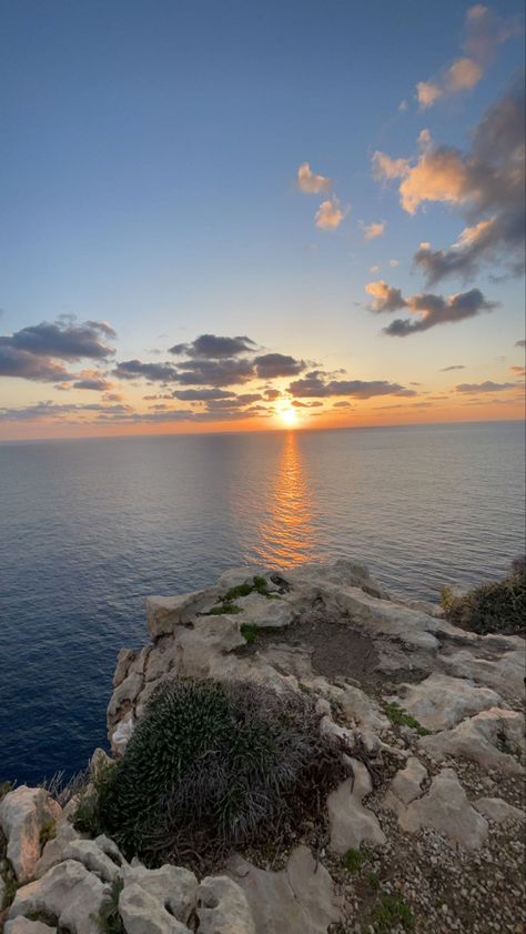 Malta Beaches, Malta Travel, Summer Surf, Beautiful Nature Wallpaper, Dream Holiday, Beautiful Sunrise, Sunset Pictures, Vacation Places, Holiday Destinations