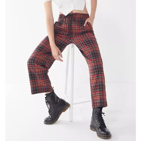 Size Xs Nwt! Urban Outfitters Plaid Orange & Red Straight Leg Pants Style 064440. Sold Out Online Brand New With Tag! High Waisted (12" Rise) Straight-Leg Fit Cut Right To The Ankle Elastic Waist With Drawstring 2 Side Pockets Nice Fall Colors! Can Be Dressed Up Or Dressed Down 67% Polyester/35% Viscose/ 1% Elastane Flat Lay: 13.5” Elastic Waist (Before Stretch) 25.5” Inseam Plaid Pants Women, Athleisure Pants, Urban Outfitters Jeans, Tie Dye Jeans, Floral Print Pants, Green Cargo Pants, Urban Outfitters Pants, Fun Pants, Grey Sweatpants