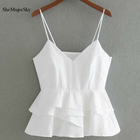 Summer Crop Tops, Crop Top Outfits, Halter Tops, Bustiers, White Crop Top, Teen Fashion Outfits, Cute Casual Outfits, Fashion Tops, Lany