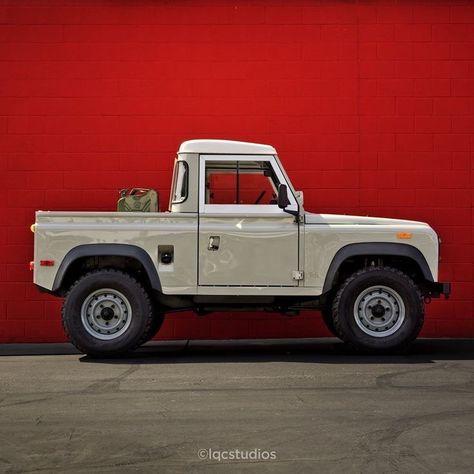 Land Rover Series 3 Pick Up, Defender Pickup, Land Rover Defender Pickup, Land Rover Serie 1, Land Rover Series 3, Best 4x4, Land Rover Defender 90, Land Rover Defender 110, Overland Vehicles