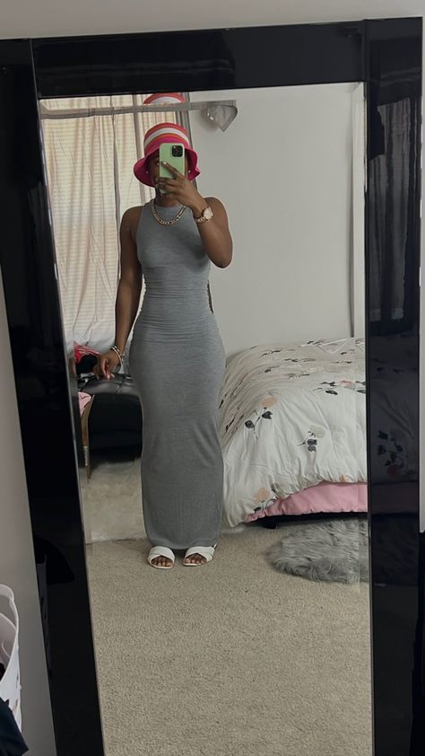 Grey Maxi Skirt Outfit, Grey Dress Outfit, Gray Skirt Outfit, Tank Dresses Outfit, Plus Size Baddie Outfits, Girls Dress Outfits, Birthday Inspo, Mirror Pics, Cute Lazy Outfits