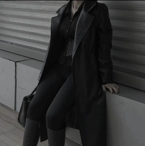 Villian Aesthetic Girl, Villain Aesthetic, Bustling City, Aesthetic Women, Aesthetic Outfit, The Goddess, Aesthetic Girl, Aesthetic Clothes, Clothes For Women