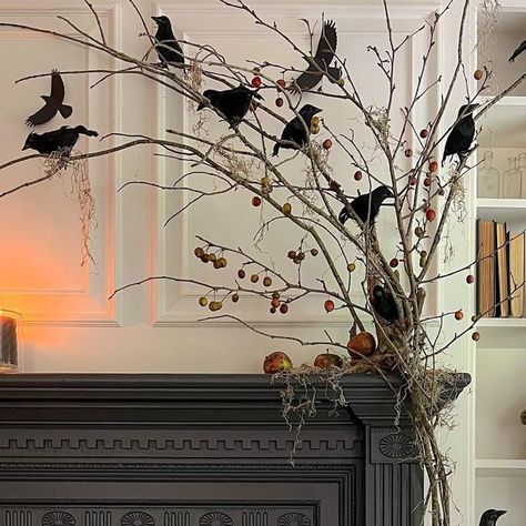 Halloween Mantel Decorating Ideas Diy, Halloween Tree Branch Decor, Halloween Decorations Natural, Moody Decor Ideas, Halloween Lighting, Autumn Mantel Decor, Goth Halloween Decor, Natural Halloween Decor, Sophisticated Halloween Decor