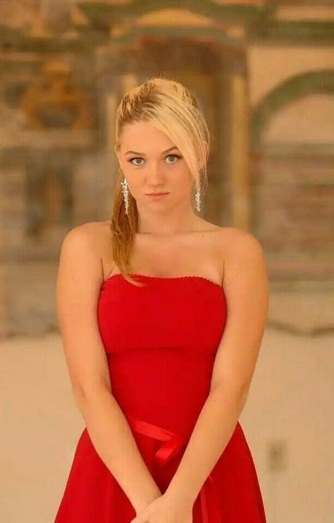 Angel Wallpapers, Alison Angel, Angel Wallpaper, Wallpaper Gallery, Meeting New People, New People, Blonde Girl, Red Formal Dress, Hd Wallpaper