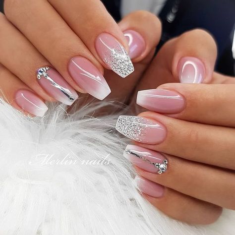 Glitter Nails Diy, Nail Art Mariage, Hot Nail Designs, Natural Gel Nails, Glitter Rosa, Pink Glitter Nails, White Nail Designs, Nail Art Wedding, White Nail