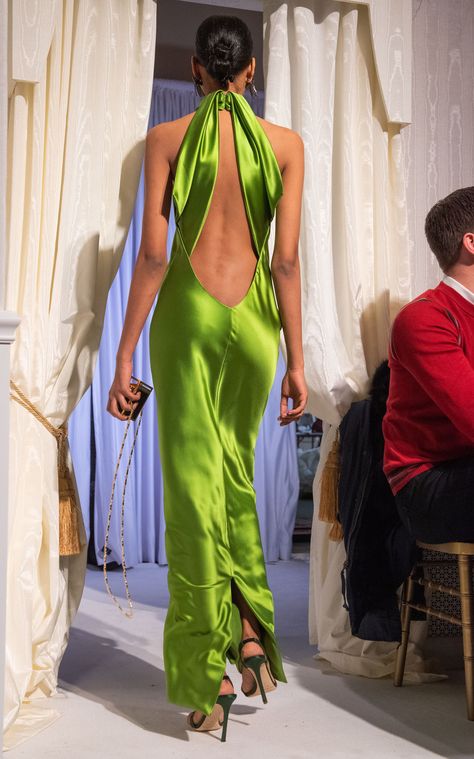 Click product to zoom Brandon Maxwell, Julien Macdonald, Girls Formal Dresses, Mode Inspo, Evening Gowns Formal, 가을 패션, Looks Style, Mode Inspiration, Fancy Dresses