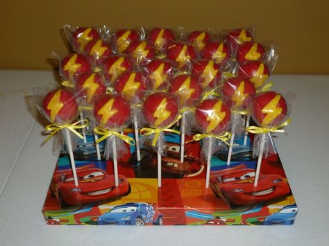 Basic lightening bolt to represent Lightening McQueen. 2nd Birthday Lightning Mcqueen, Lightning Mcqueen Birthday Treats, Lighting Mcqueen Cake Pops, Mcqueen Cupcakes, Lighting Mcqueen Sweet Table, Cars Cake Ideas, Cars Cake Pops, Lighting Mac Queen Cake, Two Fast Two Furious