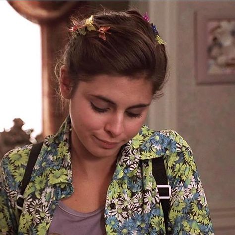 Meadow Soprano, Rich Girl, Retro Aesthetic, Style Me, Hair Wrap, Hair Makeup, Fashion Photography, Hair Accessories, Wardrobe