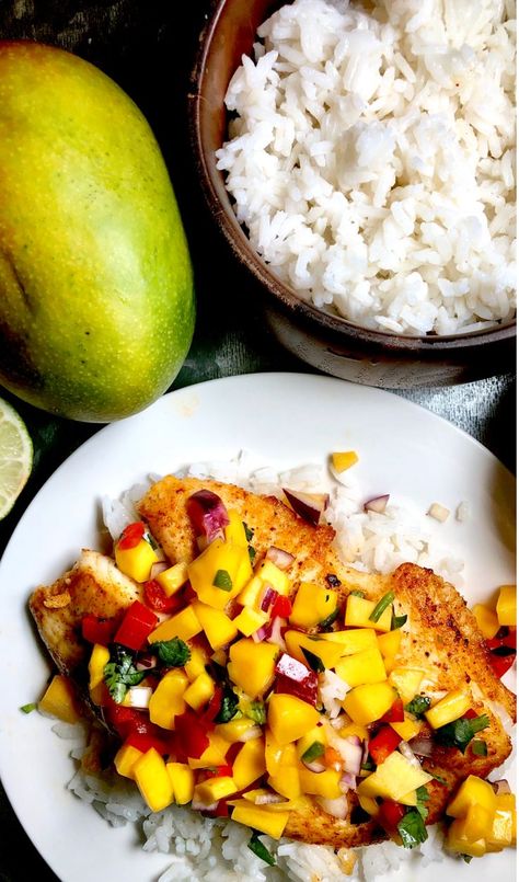 Baked Tilapia Recipes, Frozen Tilapia, Side Dishes For Salmon, Mango Salsa Recipes, Baked Tilapia, Best Seafood Recipes, Tilapia Recipes, Spicy Salsa, Mango Recipes