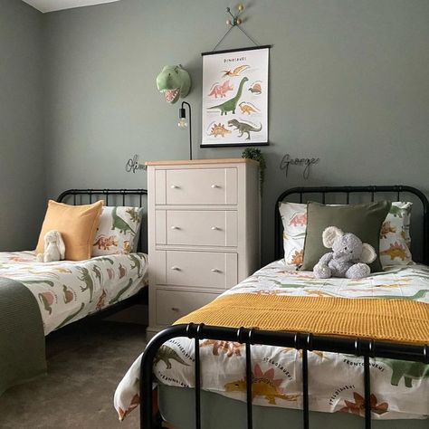 Guest Bedroom Green, Green Kids Room, Olive Room, Boys Bedroom Green, Camo Room, Green Kids Rooms, Green Boys Room, Sage Green Bedrooms, Shared Boys Room