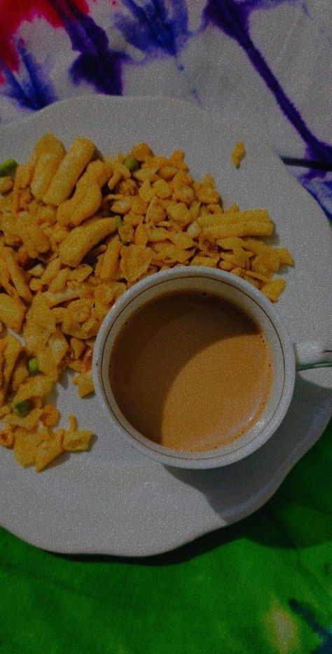 Chai At Home, Home Made Food Snapchat, Cute Minions Wallpaper, Best Love Photos, Camera Cartoon, Chai Lover, Bff Photography, Fireworks Photography, Bengali Bridal Makeup