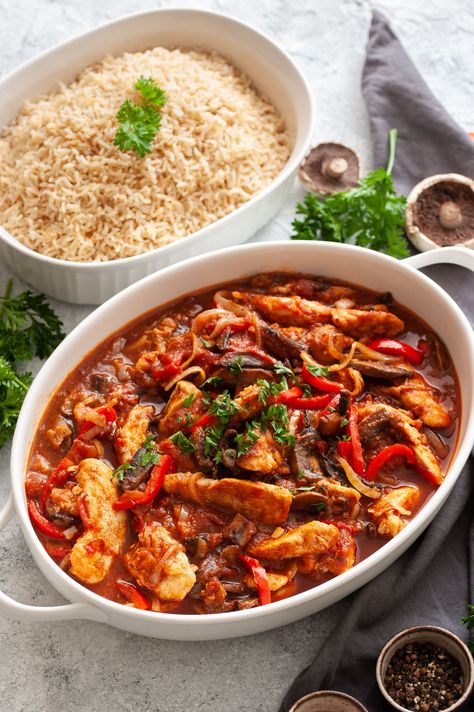 Chicken Marengo Recipes, Chicken Marengo, Stovetop Recipes, Chicken Cottage, Mains Recipes, Ottolenghi Recipes, Chicken Menu, Chicken Skillet Recipes, Tomatoes Recipe