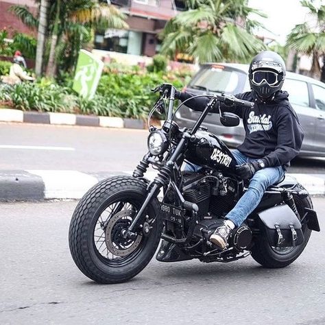 ⚡CHECK OUR STORE ⚡💀👉 @www.brapwrap.com motorcycle Gear | Jackets & Hoodies| Rings | Bracelets | Helmets | Watches | Tracking Accessories | Home Decor & More 🔥 🌐Free Shipping Worldwide 🌐 Motos Bobber, Ducati 916, Мот�оциклы Harley Davidson, Helmet Tattoo, Sportster Bobber, Honda Cub, Harley Bobber, Bobber Bikes, Classic Harley Davidson