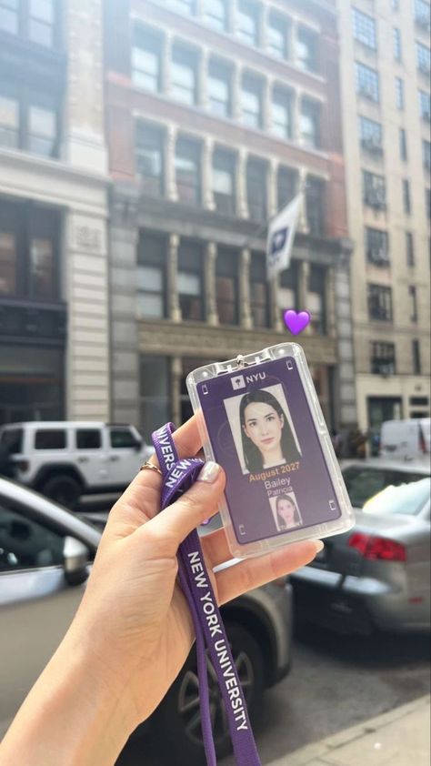 Rich New York Life Aesthetic, New York University Campus, New York University Aesthetic, Nyc University, Nyu University, Nyu Campus, Dream University, College Vision Board, New York Vibes