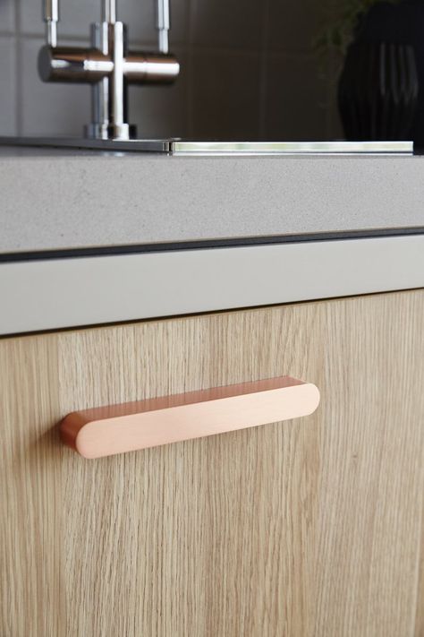 Rose Gold Handles, Rose Gold Handle, Rose Gold Kitchen, Creative Interior, Kitchen Door Handles, Creative Interior Design, Gold Handles, Residential Design, Interior Design Studio