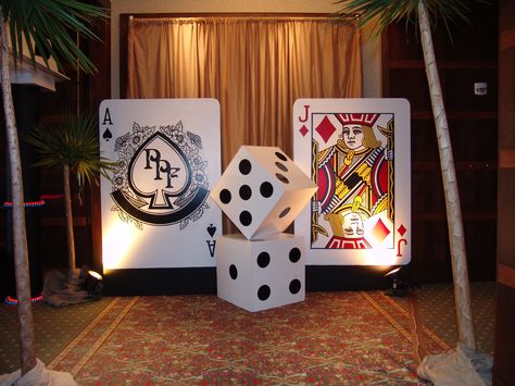 Poker Party Ideas Casino Night, Vegas Night Fundraiser, Vegas Prom Theme, Casino Night Party Decorations, Las Vegas Prom, Vegas Party Theme, Casino Royale Theme Party, Corporate Party Ideas, Las Vegas Theme Party