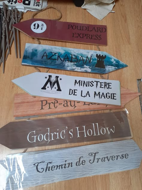 Harry Potter Diy Crafts, Classe Harry Potter, Stile Harry Potter, Festa Harry Potter, Anniversaire Harry Potter, Theme Harry Potter, Harry Potter Decor, Harry Potter Crafts, Harry Potter Theme