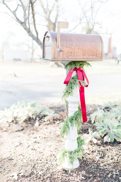 Christmas Mailbox Decorations Outdoor, Mailbox Christmas Decorations, Simple Outdoor Christmas Decor, Mailbox Swag Christmas, Christmas Mailbox Swag, Christmas Mailbox Decorations, Mailbox Decorations, Mailbox Swags, Planter Hanger