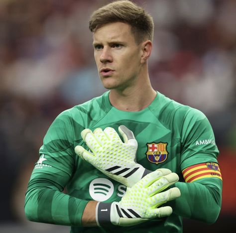 German Football Players, Marc-andré Ter Stegen, Ter Stegen, Guys Eyebrows, Football Players Images, Marc Andre, Goalkeeper Gloves, Photo Poses For Couples, Cool Inventions