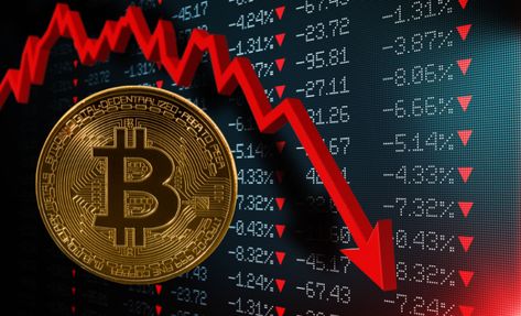 Renowned market analyst Ali Martinez has predicted a potential 5% correction in the price of Bitcoin (BTC). Ali made this forecast in his recent analysis. He posted a chart showing the BTC/USD pair in the 2-hour timeframe, with the coin displaying a “breakdown from a symmetrical triangle,” an indication of a bearish turn. Making Meaning of Current […] The post Top An... Bitcoin News, Coin Display, Bull Run, Crypto Market, Bitcoin Price, The Verge, Financial Advice, News Today, Stock Market