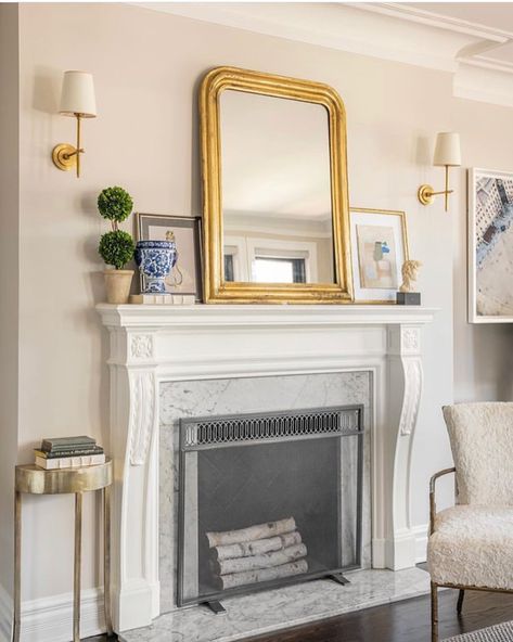 KERRY HAYS on Instagram: “gorgeous space by @kimscodrointeriors featuring one of my mixed media pieces there to the right of the mirror. I will always be grateful to…” Fireplace With Sconces, Living Room Wall Lamps, Fireplace Sconces, Country Light Fixtures, Gold Wall Sconces, Wall Lamps Living Room, Chicago Design, Crystal Wall Sconces, Bathroom Sconces